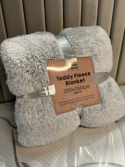 Fluffy Teddy Fleece Blanket